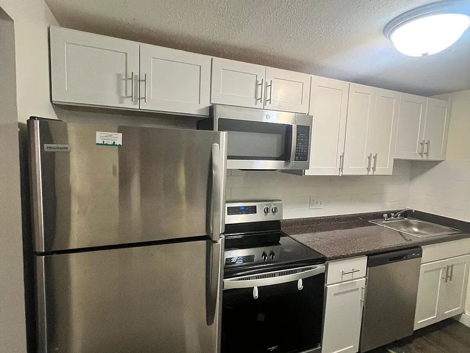 116-122 Dustin St #5