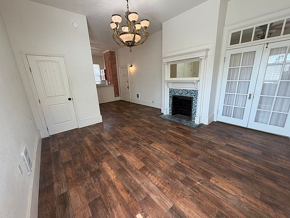 2nd image of 2003 W 10th Ave APT 02