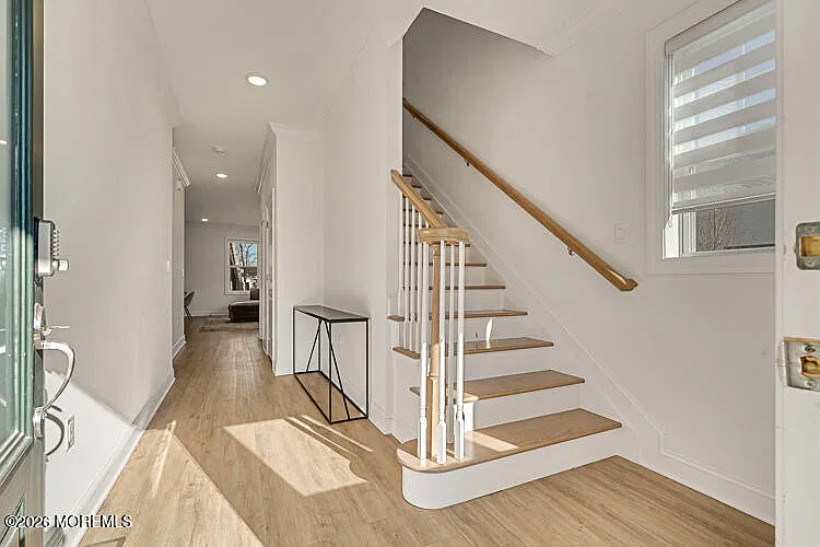 3 bed, 2.5 bath, 1768 sqft, $4,950 — Photo 2