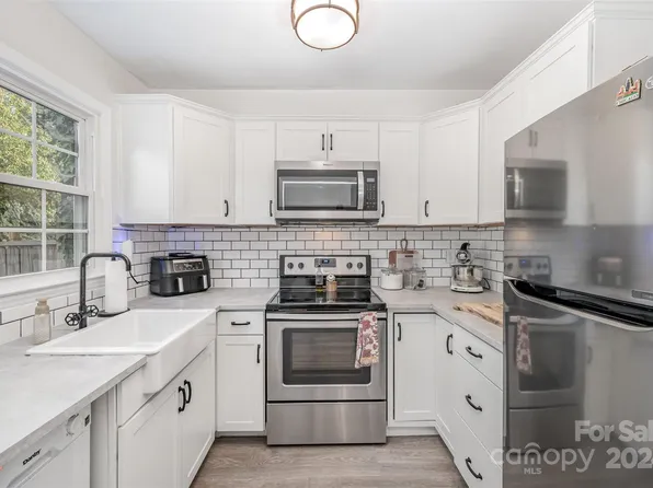 852 McAlway Rd APT A, Charlotte, NC 28211