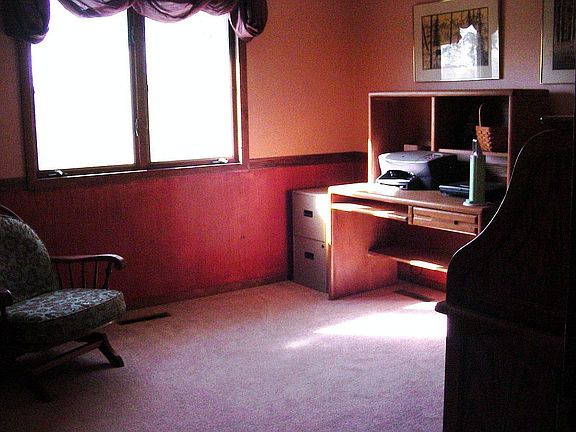 2nd bedroom upstairs