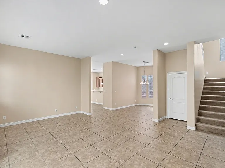 9221 Worsley Park Pl — Photo 5