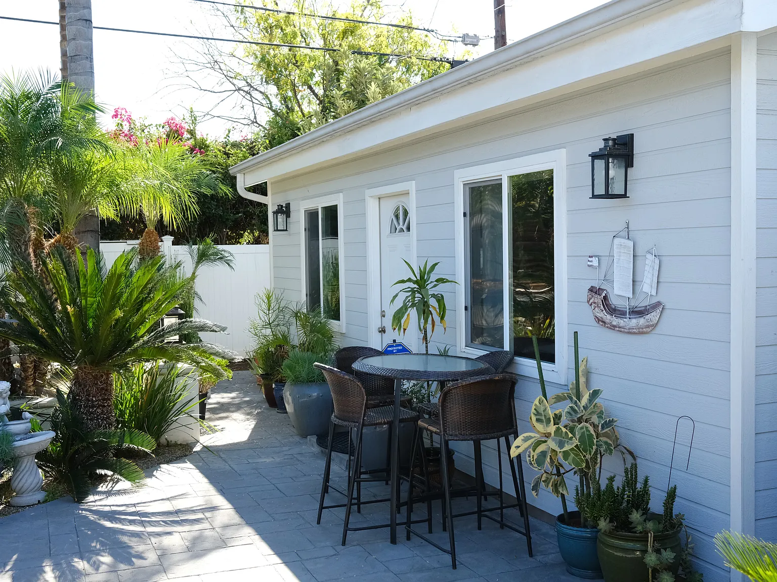 Studio, 500 sqft, $2,000 — Photo 1