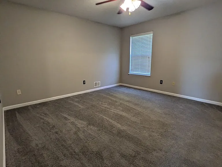 2705 Trailwood Ln — Photo 7