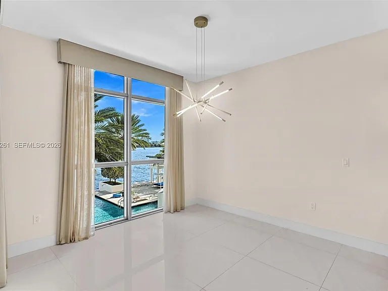 17301 Biscayne Blvd #210 — Photo 21