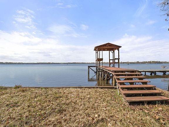 15th image of this home