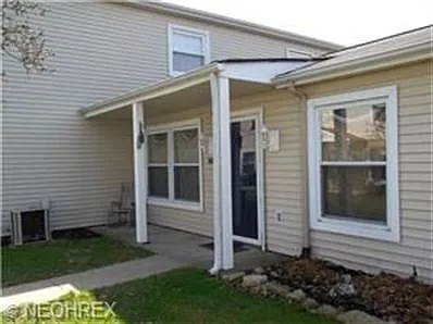 2812 Ivy Hill Cir Unit E photo 1