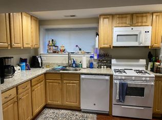 1709 W Irving Park Rd, Chicago, IL 60613