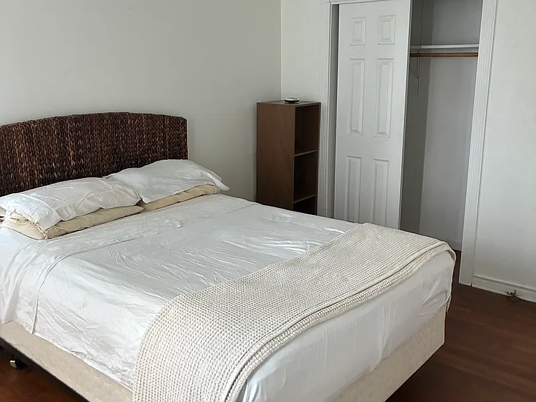 8015 Channelview Dr — Photo 9