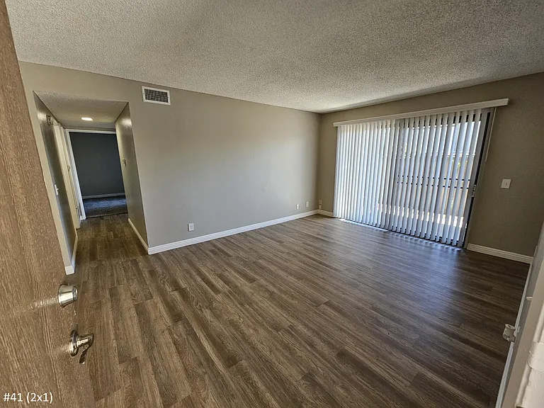 Stonewood Apartments — Photo 18