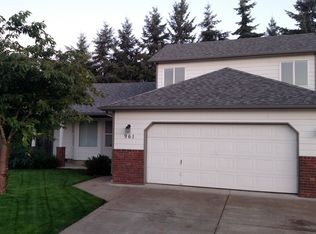 961 W 17th Ave, Junction City, OR 97448