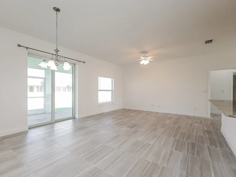 2329 NW 36th Ave — Photo 11