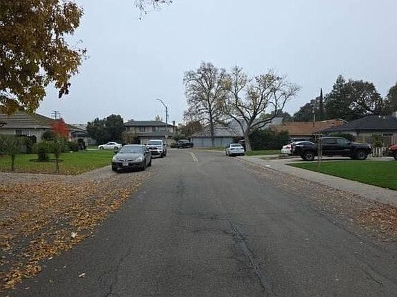 5th image of 311 W Norwich Dr