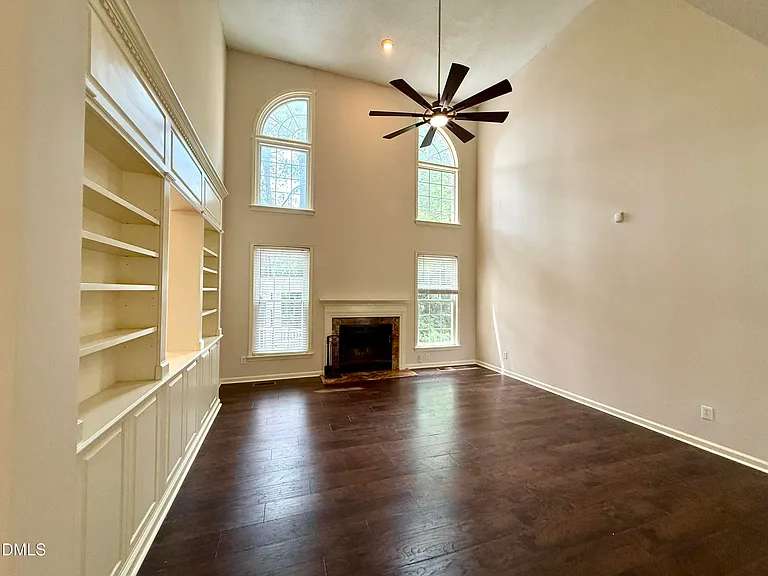 110 Palmer Meadow Ct — Photo 11