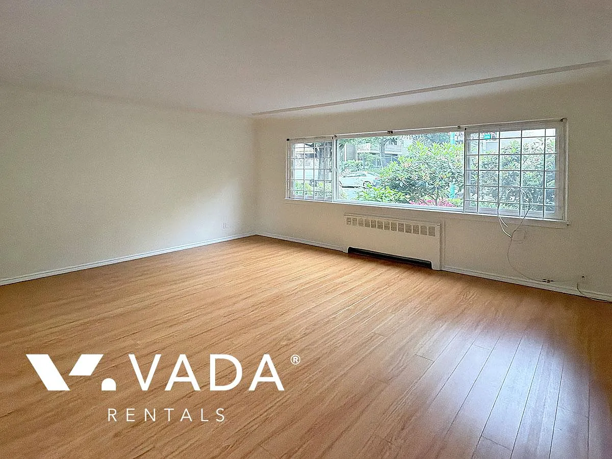 1208 Burnaby Street Vancouver — Photo 3