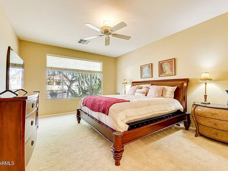 9746 E Coopers Hawk Dr — Photo 10