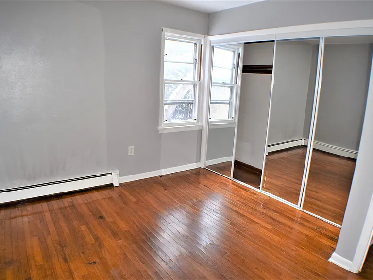 11 Tremont Ave — Photo 5