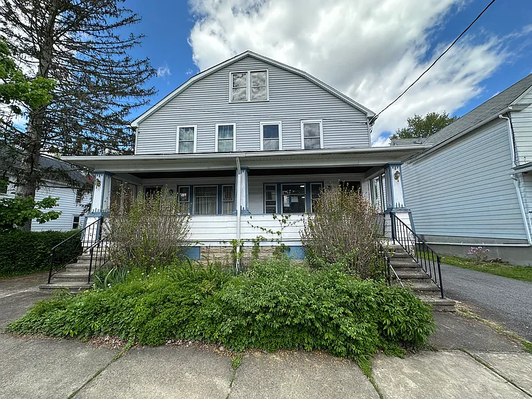 192 Boland Ave — Photo 2