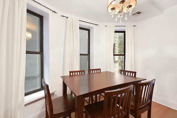 Sold by Corcoran | media 24