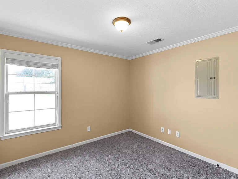 9 Moss Woods Cv — Photo 21