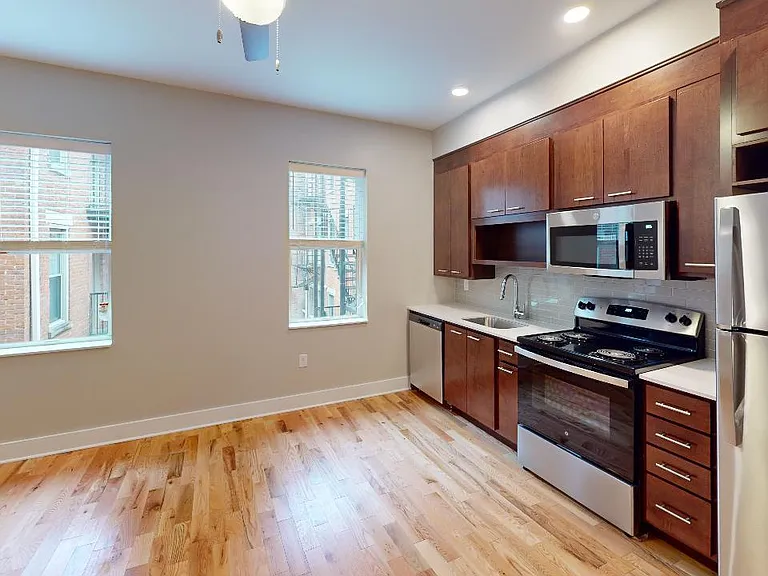 2520 Gilbert Ave — Photo 1