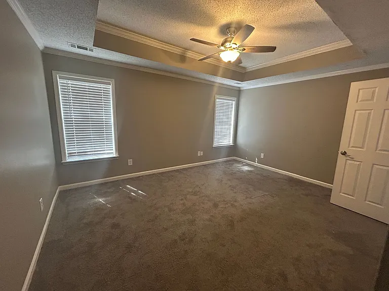 437 Bruins Trce — Photo 10