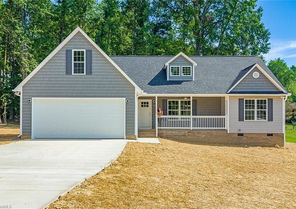 1st image of 4405 Pine Vista Ln