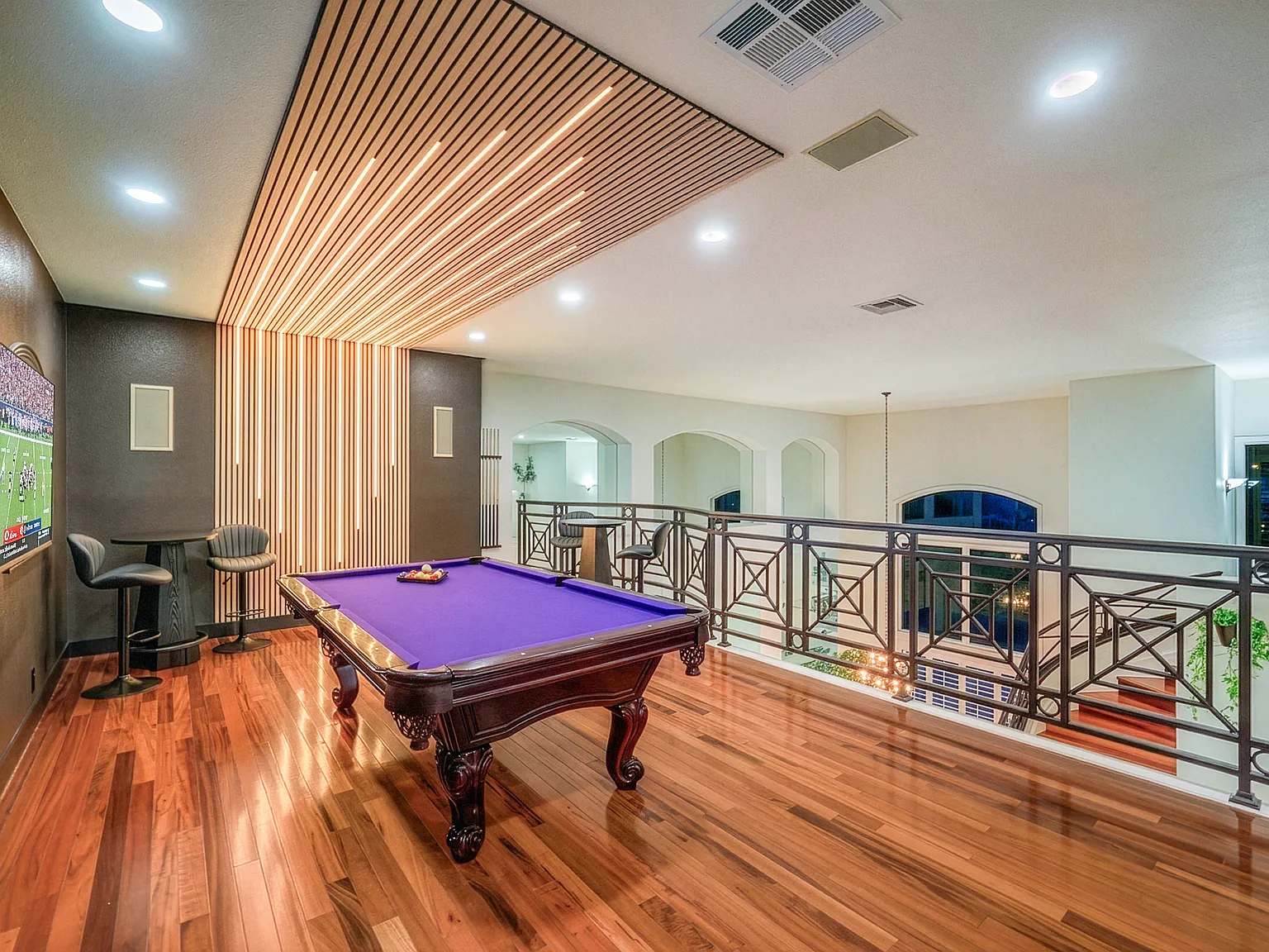 Newly Renovated Luxury Furnished Home Near Summerlin | Pool, Dog Run & — Photo 3