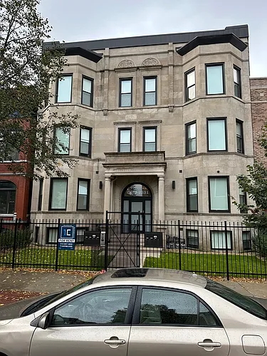 2329 W Monroe St #LW Photo 1