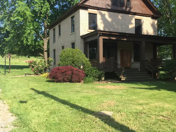 1005 Clay Pike Rd, New Florence, PA 15944