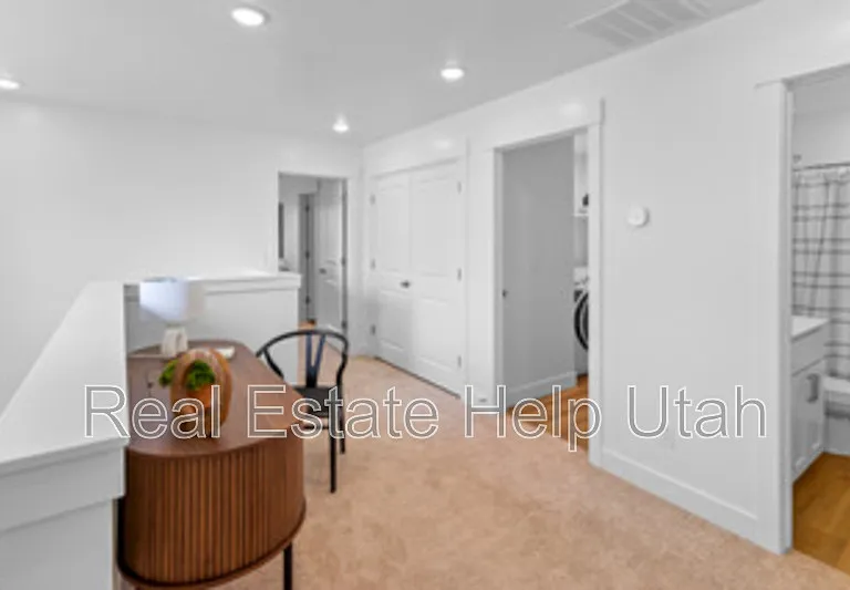 285 W 1150 N — Photo 9