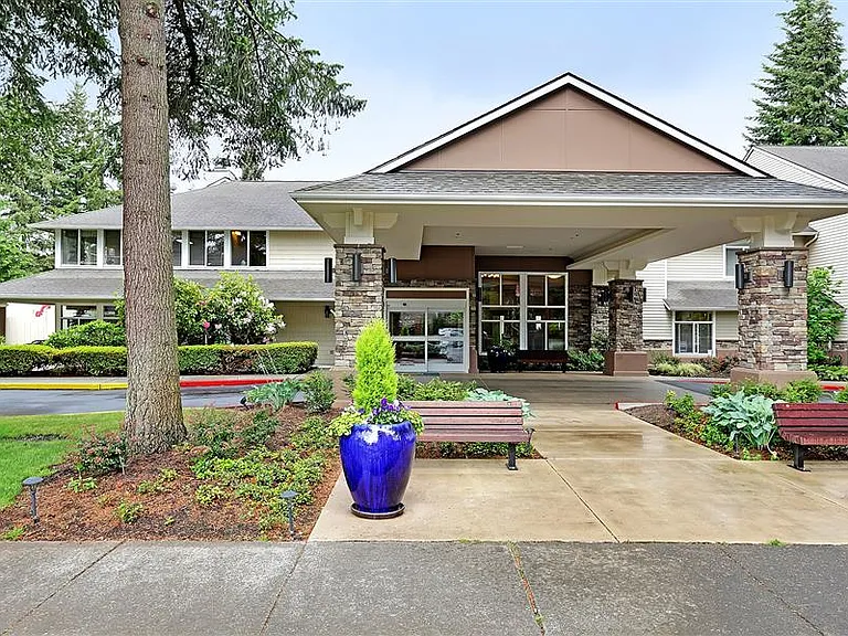 Windsor Square Retirement Community — Photo 17