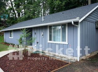 1916 Rocky Point Rd NW, Bremerton, WA 98312