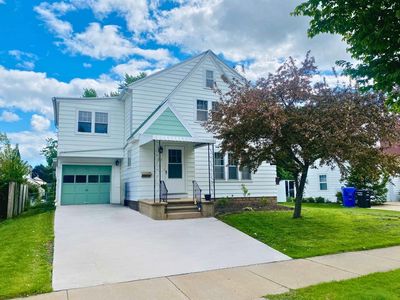 333 West PARKWAY BOULEVARD, Appleton, WI, 54911