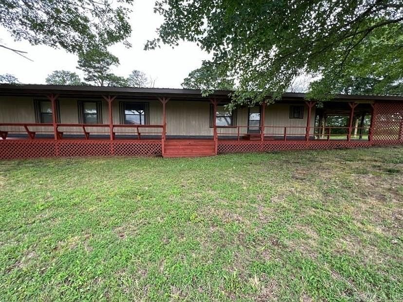 1st image of 141 Townsend Ln