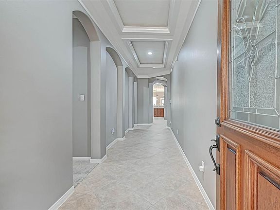 4th image of 2207 Fenton Rock Ln