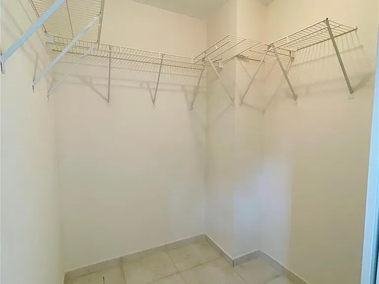 2605 Bay Dr — Photo 19