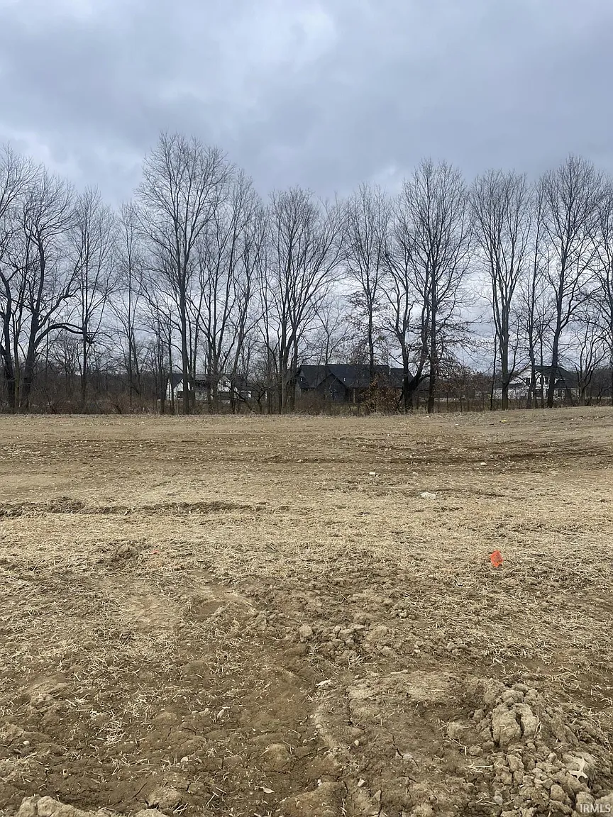555 E Basalt Dr photo 1
