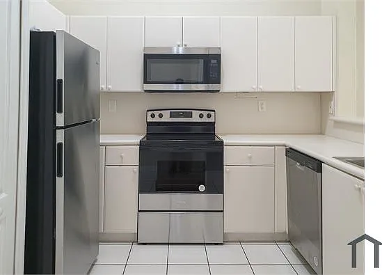 2755 SE 16th Ave #207 — Photo 16