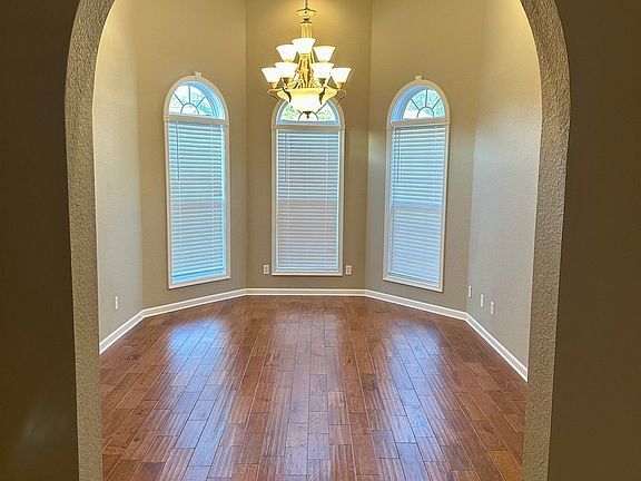 5th image of 205 Casey Ln