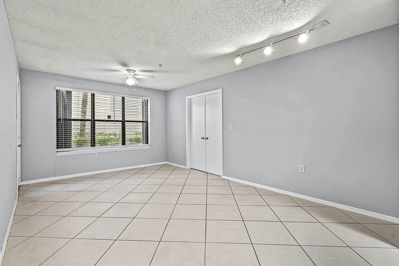 N Congress Ave, Boynton Beach — Photo 1