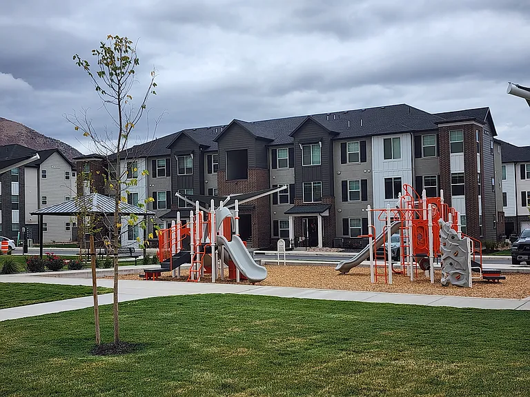 4735 S Alder Dr #F204 — Photo 25