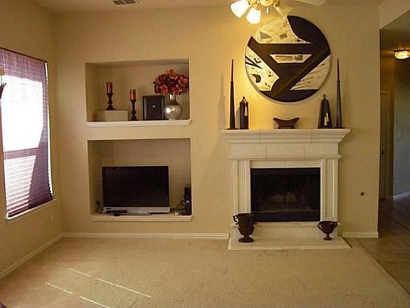 3rd image of 4400 Greenfield Dr