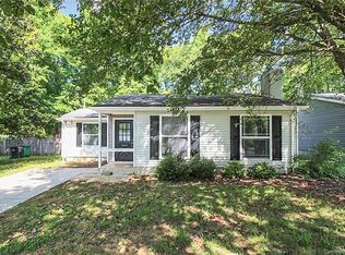 5031 Split Oak Dr, Charlotte, NC 28227