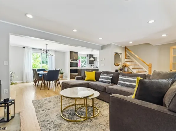 877 Carteret Ave, Union Twp., NJ 07083