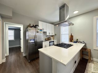 1721 N Mozart St #2, Chicago, IL 60647