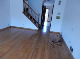 8531 W Thomas Charles Ln, Hickory Hills, IL 60457