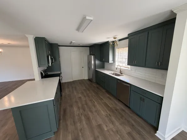 18107 Mac Arthur Dr, North Little Rock, AR 72118