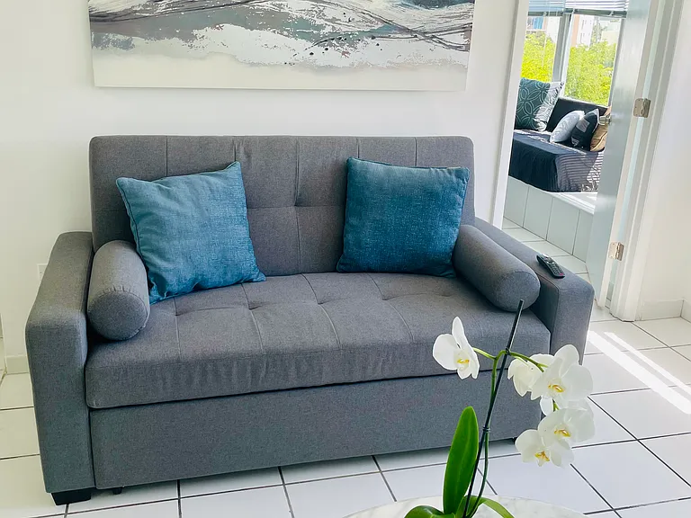 1881 Washington Ave #5G — Photo 3
