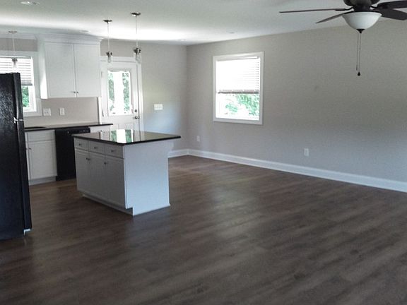 2nd image of 206 Saint Annes Rd